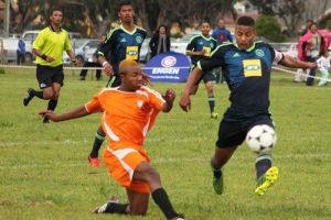 Rivaldo Coetzee in action at the 2013 U17 Engen Knockout Challenge
