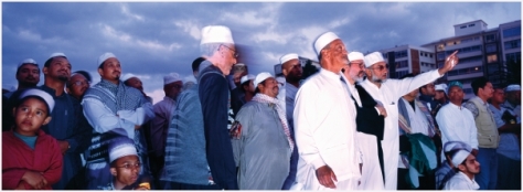 Muslims gather in Sea Point